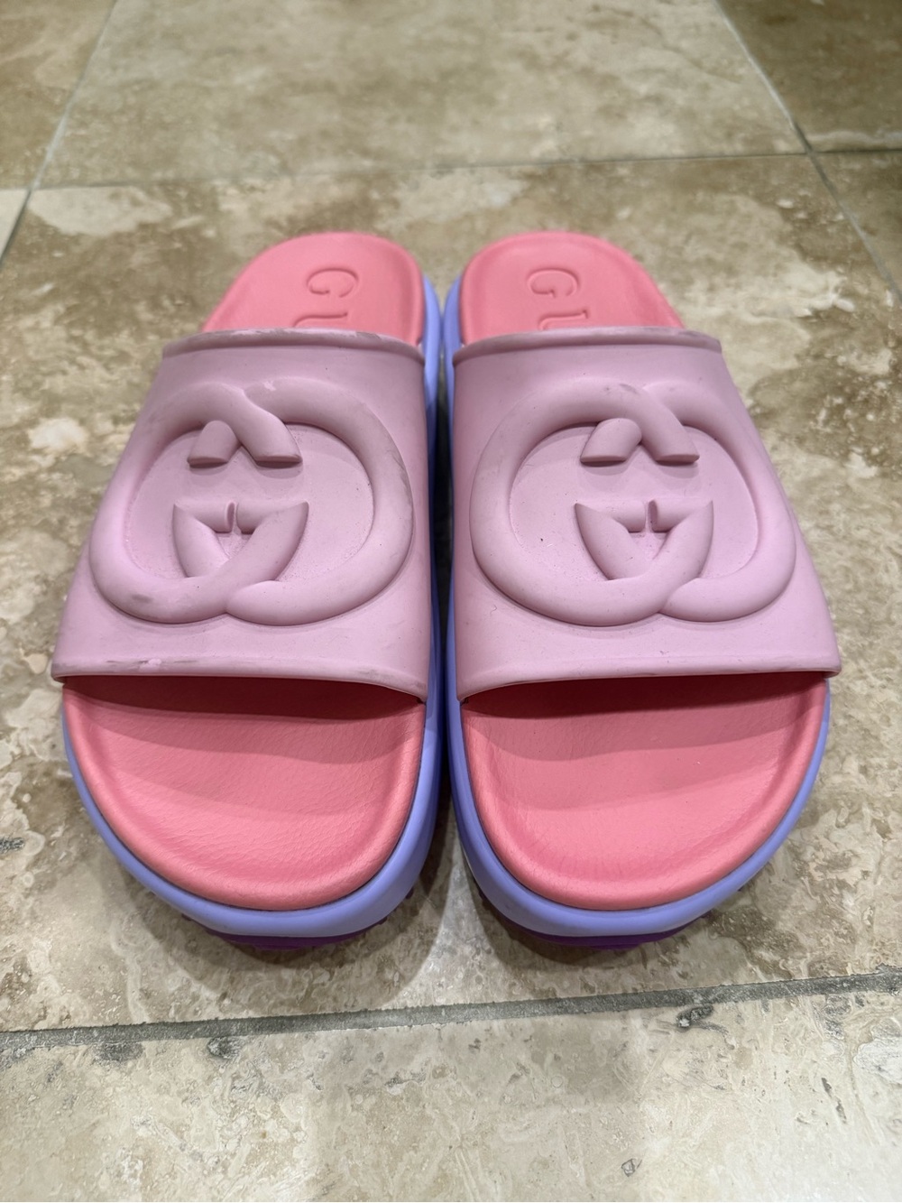 Gucci Pink Rubber Platform Slide Sandals - Picture 2 of 6
